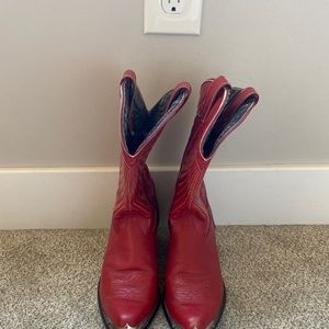 Vintage western red boots, I Thrifted, these bad boys they are actually adorable